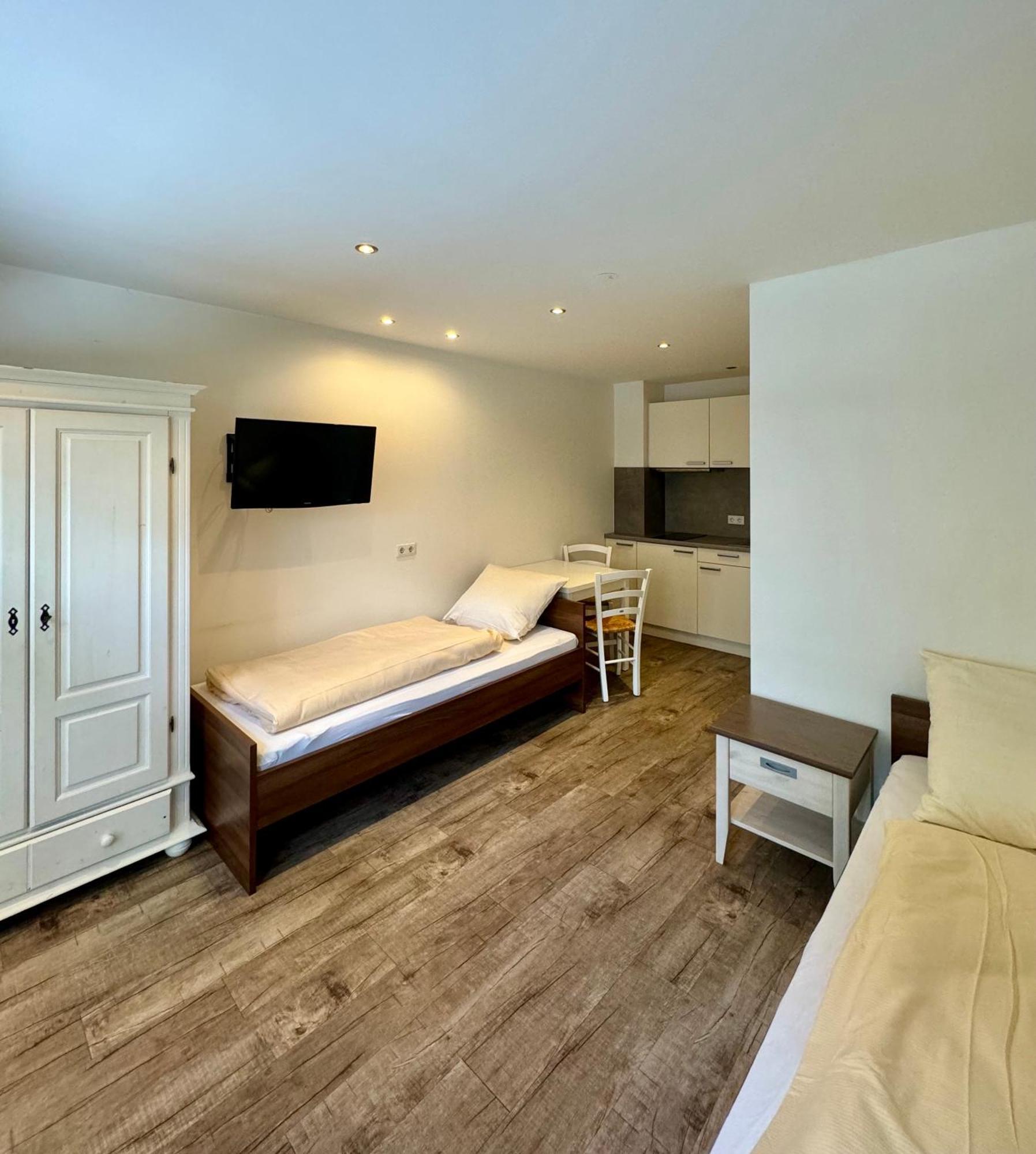 Skill Mountain Lodge - Ski Und Bike Hostel Im Sommer Mit Joker Card Saalbach-Hinterglemm Esterno foto