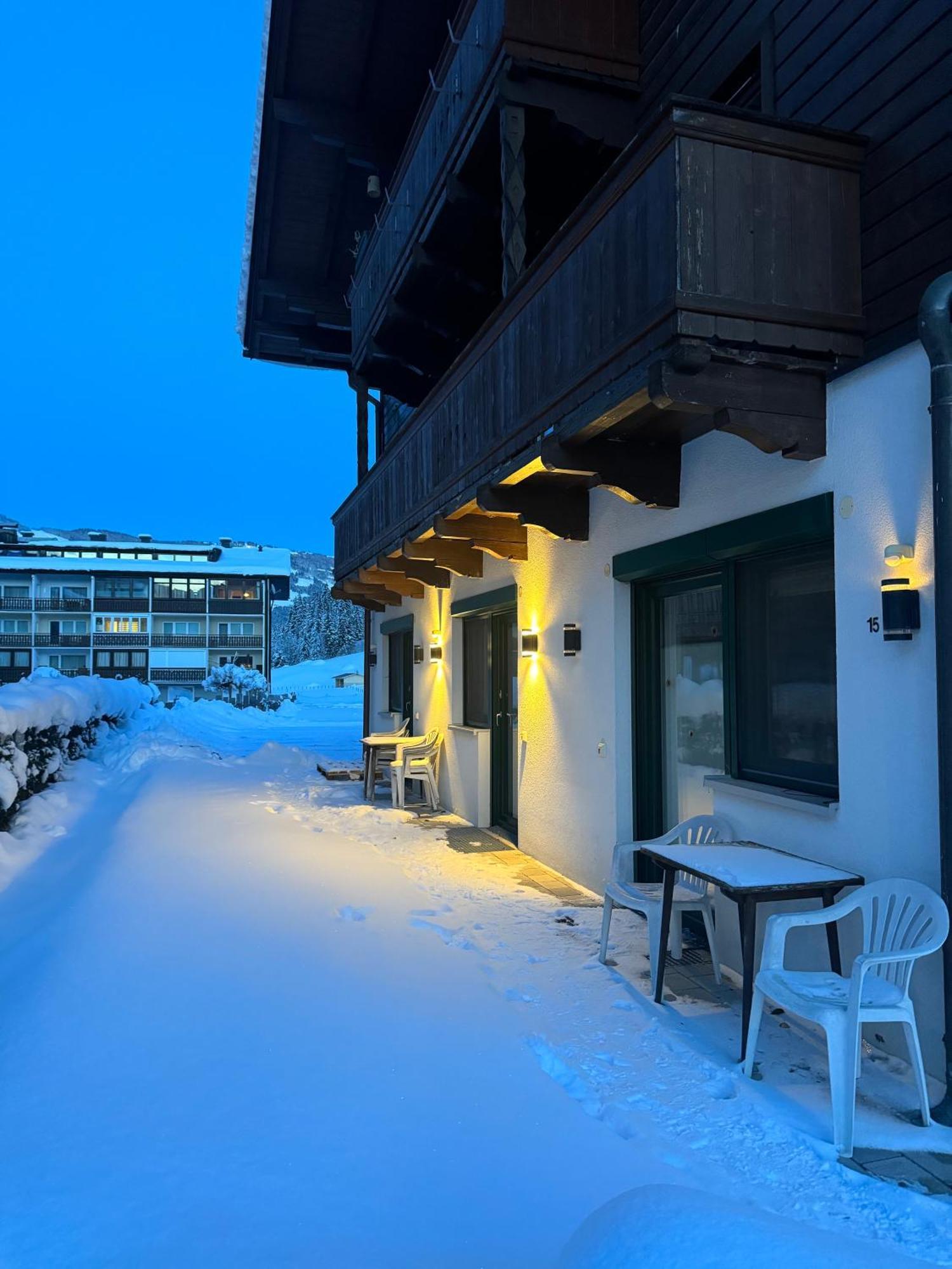 Skill Mountain Lodge - Ski Und Bike Hostel Im Sommer Mit Joker Card Saalbach-Hinterglemm Esterno foto
