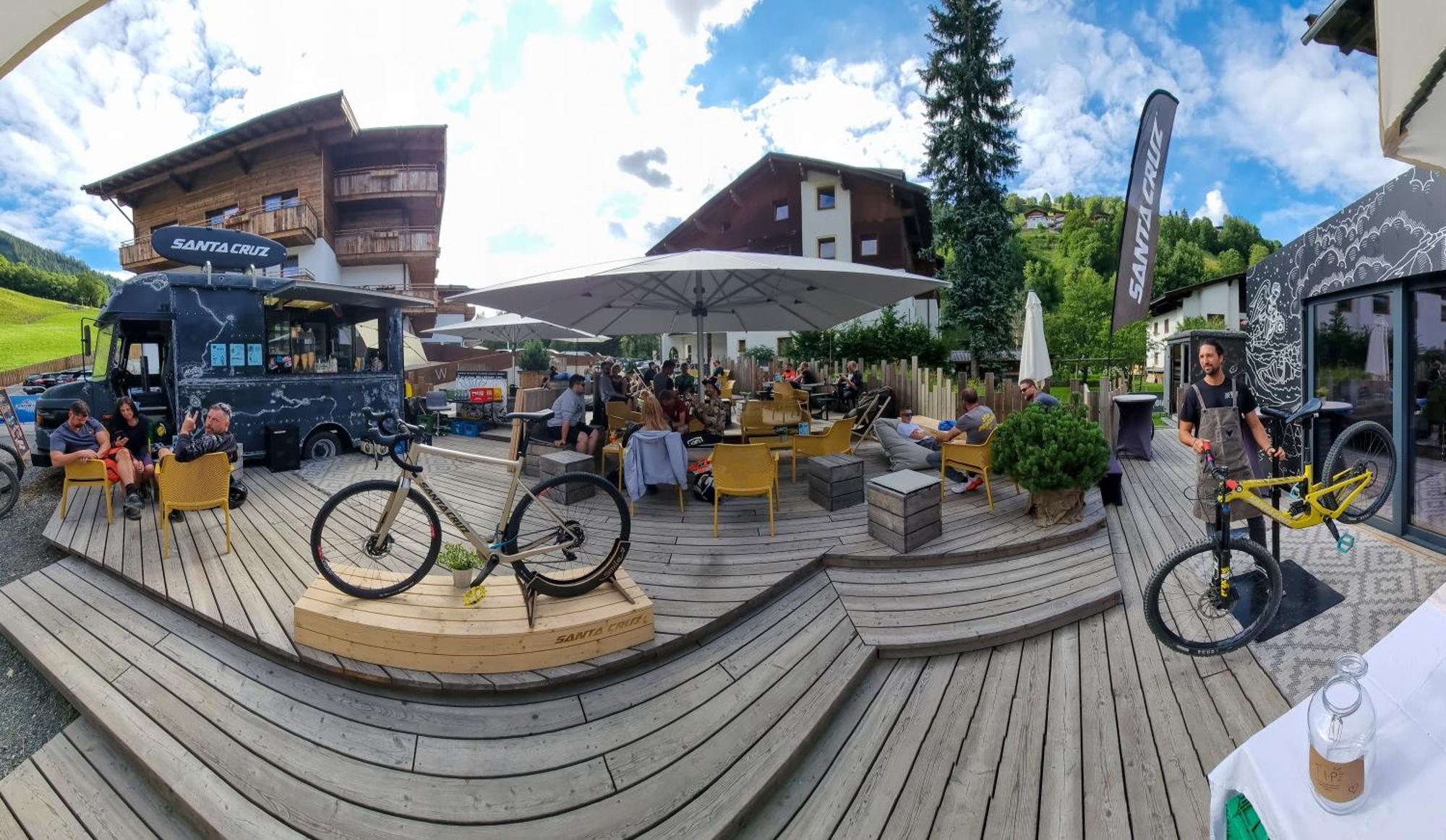Skill Mountain Lodge - Ski Und Bike Hostel Im Sommer Mit Joker Card Saalbach-Hinterglemm Esterno foto