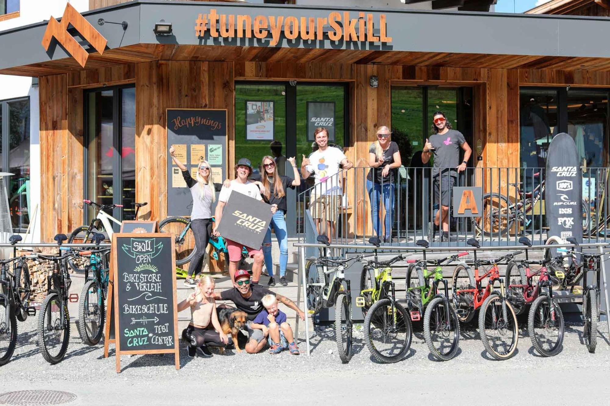 Skill Mountain Lodge - Ski Und Bike Hostel Im Sommer Mit Joker Card Saalbach-Hinterglemm Esterno foto