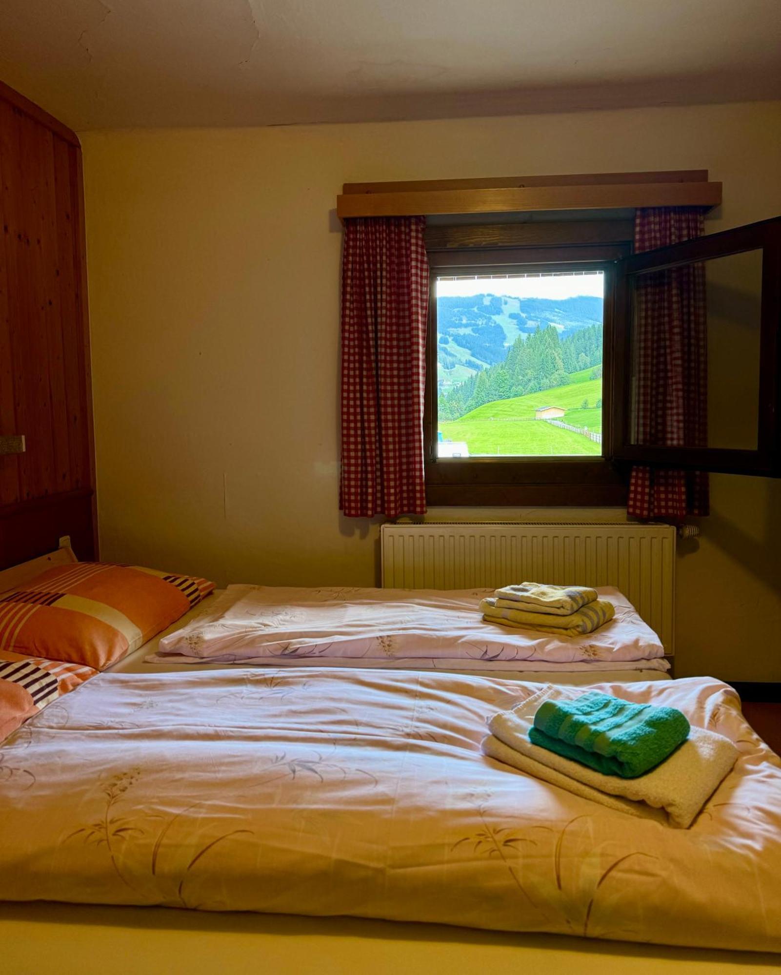 Skill Mountain Lodge - Ski Und Bike Hostel Im Sommer Mit Joker Card Saalbach-Hinterglemm Esterno foto