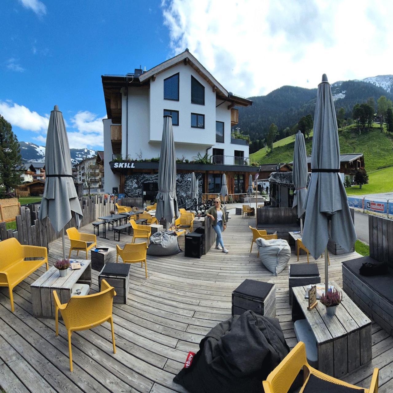 Skill Mountain Lodge - Ski Und Bike Hostel Im Sommer Mit Joker Card Saalbach-Hinterglemm Esterno foto